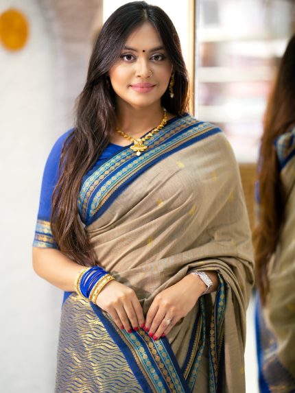 লাইটওয়েট ফ্লোই জর্জেট শাড়ি